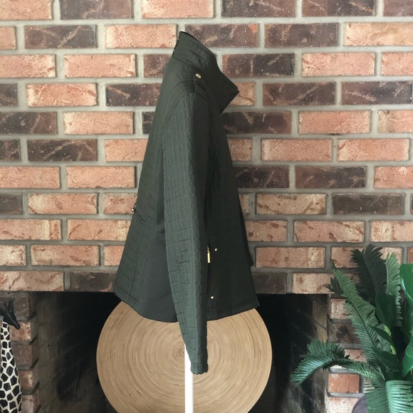 Weatherproof Quilted Jacket - Picture 6 of 6